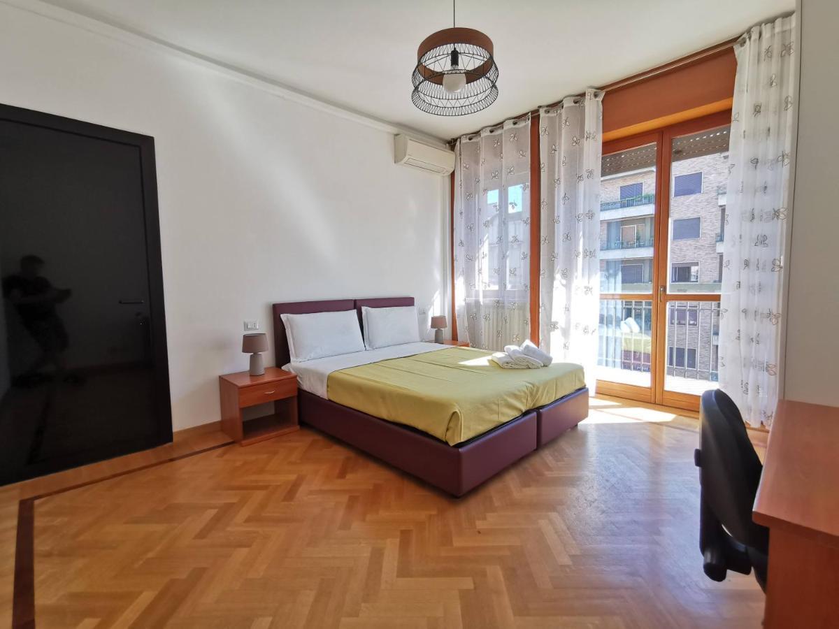 Pergolesi Apartments Милан Экстерьер фото